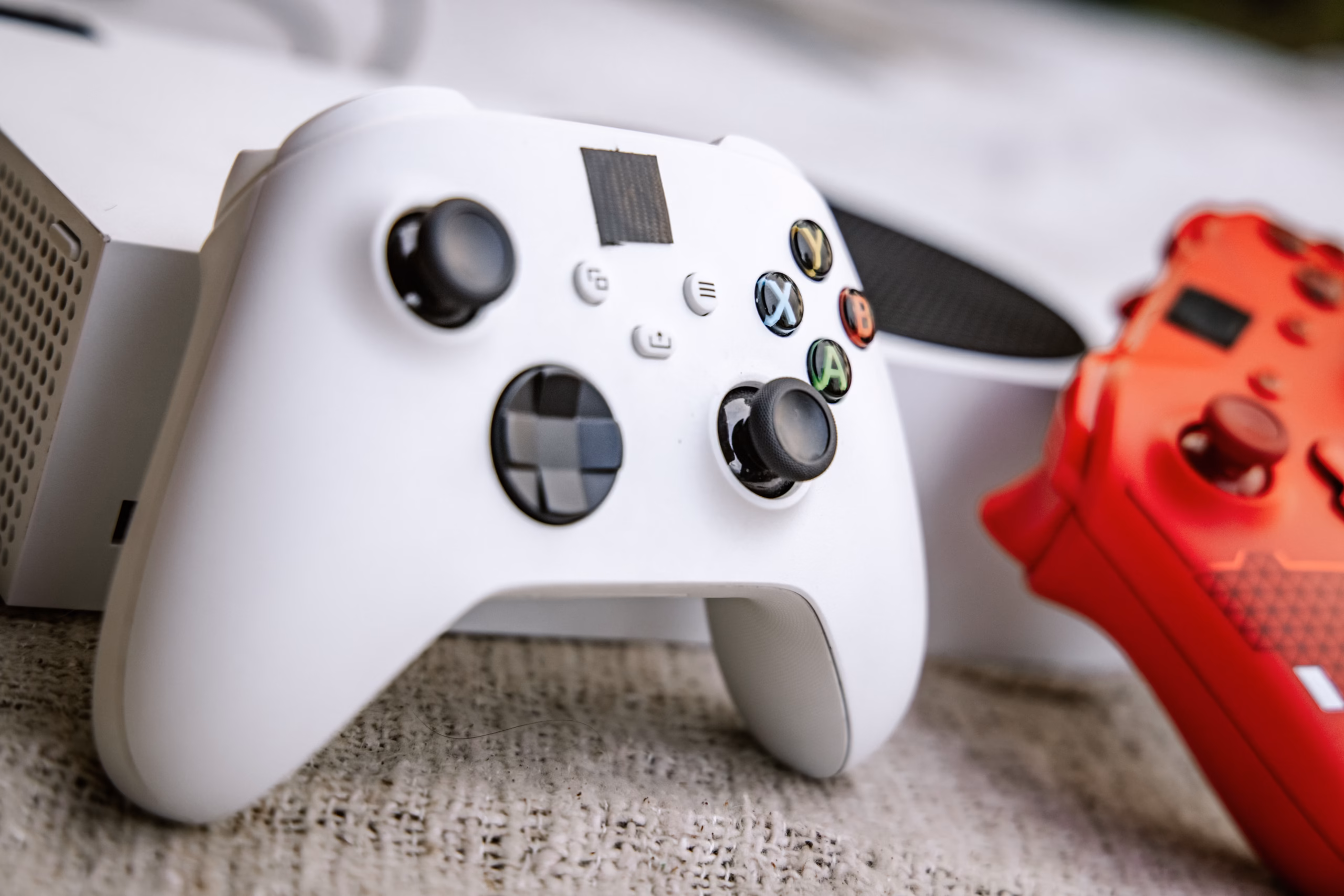 xbox controllers and console